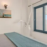 Camelia-iris Sunset Villa